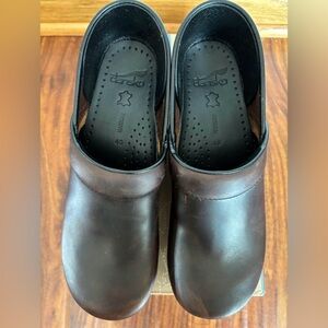 Antique Brown Dansko Clog